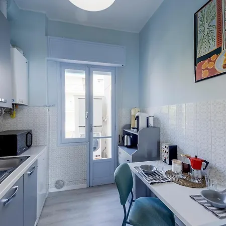Apartamento Guesthost - Foce Charming Seaview Flat San Remo