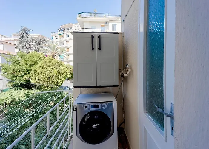 Guesthost - Foce Charming Seaview Flat Apartmán Sanremo